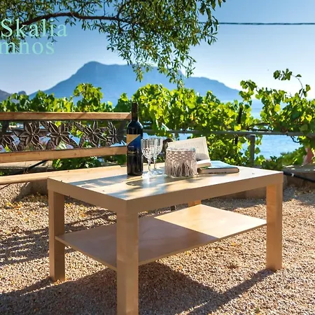 Villa-skalia / Kalymnos House Case de vacanță